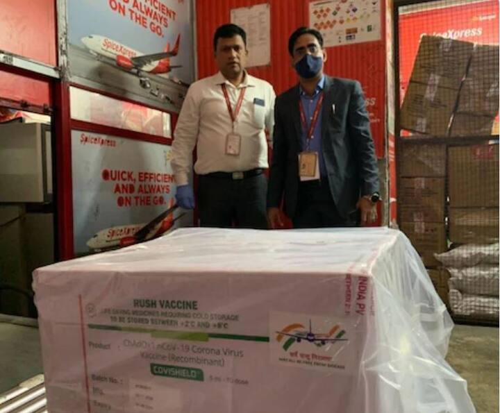 ਉਮੀਦ ਹੈ ਕਿ ਟੀਕਾਕਰਨ ਵਿਚ ਕੋਈ ਮੁਸ਼ਕਲ ਨਹੀਂ ਆਵੇਗੀ। ਪਰ ਬਹੁਤ ਸਾਰੇ ਲੋਕ ਹਨ ਜੋ ਇਸ ਮੁਹਿੰਮ ਤੋਂ ਡਰਦੇ ਹਨ, ਇਸ ਲਈ ਅੱਜ ਪ੍ਰਧਾਨ ਮੰਤਰੀ ਮੋਦੀ ਨੇ ਖੁਦ ਸੂਬਿਆਂ ਨੂੰ ਅਪੀਲ ਕੀਤੀ ਕਿ ਉਹ ਅਫਵਾਹਾਂ ਨੂੰ ਫੈਲਣ ਨਾ ਦੇਣ। 