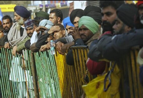 ਦਿੱਲੀ ਅੰਦੋਲਨ 'ਚ ਬੈਠੇ ਕਿਸਾਨਾਂ 'ਚ ਵੱਧ ਰਿਹਾ ਮਾਨਸਿਕ ਤਣਾਅ, ਕਾਊਂਸਲਿੰਗ ਲਈ ਸ਼ੁਰੂ ਕੀਤੇ ਸਾਈਕੋਲੋਜਿਸਟ ਕੈਂਪ