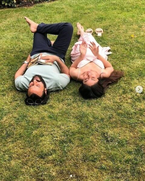 ਇਸ ਦੇ ਨਾਲ ਹੀ ਤਹਾਨੂੰ ਦੱਸ ਦੇਈਏ ਕਿ ਪੁਰਾਣੇ ਘਰ 'ਚ ਕਾਫੀ ਵੱਡਾ ਗਾਰਡਨ ਵੀ ਸੀ ਜਿੱਥੋਂ ਸੈਫ ਤੇ ਕਰੀਨਾ ਕੁਦਰਤ ਦੇ ਨਾਲ ਚੰਗਾ ਟਾਇਮਸਪੈਂਡ ਕਰਦੇ ਸਨ।