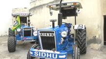 ਅਮਰੀਕਾ ਤੋਂ ਆਏ ਅਵਤਾਰ ਸਿੰਘ ਨੇ ਟਰੈਕਟਰ 'ਤੇ ਲਾਏ 5 ਲੱਖ ਰੁਪਏ, ਮੋਡੀਫਾਈ ਕਰਵਾ ਕੇ ਪਹੁੰਚ ਰਹੇ ਕਿਸਾਨ ਪਰੇਡ 'ਚ, ਦੇਖੋ ਤਸਵੀਰਾਂ  