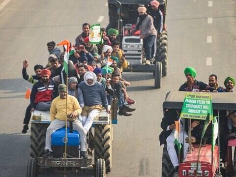 ਚੱਕਾ ਜਾਮ ਸਫ਼ਲ ਰਹਿਣ ਮਗਰੋਂ 'ਟ੍ਰੈਕਟਰ ਕ੍ਰਾਂਤੀ' ਦਾ ਐਲਾਨ Rakesh Tikait announced Tractor Kranti after successful Chakka jam ਚੱਕਾ ਜਾਮ ਸਫ਼ਲ ਰਹਿਣ ਮਗਰੋਂ 'ਟ੍ਰੈਕਟਰ ਕ੍ਰਾਂਤੀ' ਦਾ ਐਲਾਨ