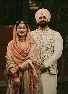 ਬੇਹੱਦ ਖੂਬਸੂਰਤ ਹਨੀ ਸਿੰਘ ਦੀ ਭੈਣ ਸਨੇਹਾ, ਇਸ ਵਿਅਕਤੀ ਨਾਲ ਕੀਤਾ ਵਿਆਹ, ਵੇਖੋ ਵਾਇਰਲ ਫੋਟੋਆਂ