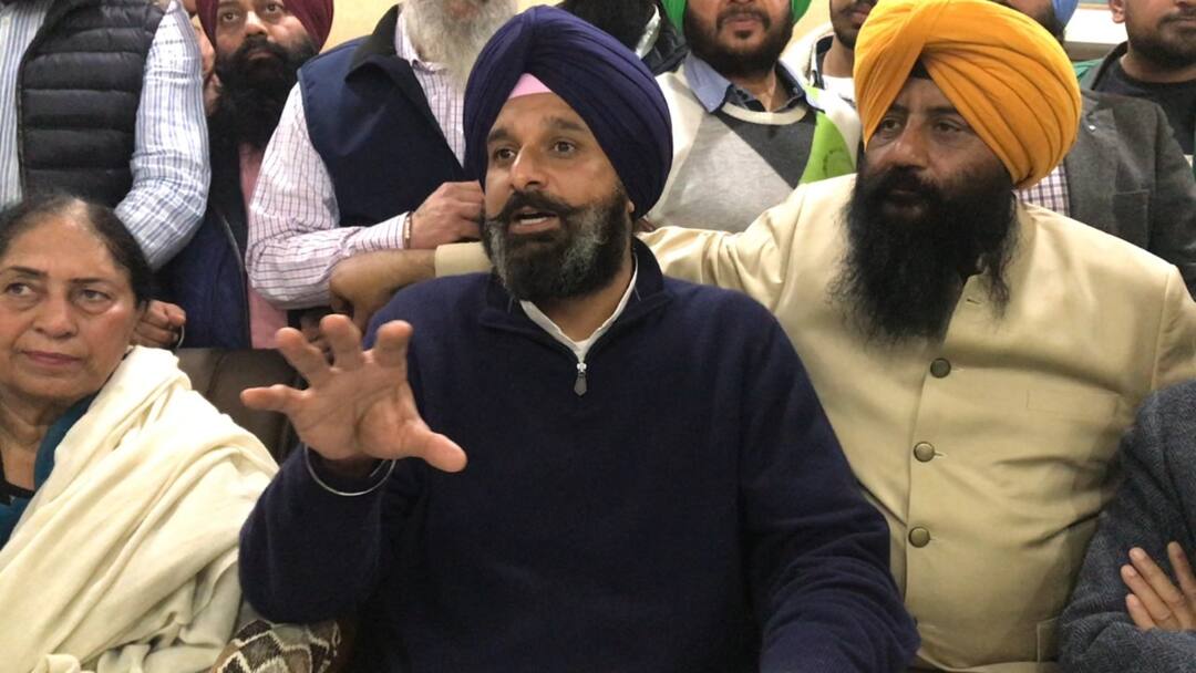 ਕਿਸਾਨ ਅੰਦੋਲਨ 'ਚ ਹਿੰਸਾ ਬਾਰੇ ਬਿਕਰਮ ਮਜੀਠੀਆ ਦਾ ਵੱਡਾ ਦਾਅਵਾ Bikram Majithia's big claim about violence in peasant movement ਕਿਸਾਨ ਅੰਦੋਲਨ 'ਚ ਹਿੰਸਾ ਬਾਰੇ ਬਿਕਰਮ ਮਜੀਠੀਆ ਦਾ ਵੱਡਾ ਦਾਅਵਾ