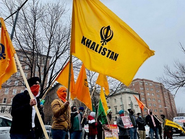 Khalistani Protest in front of Indian Embassy in Italy ਇਟਲੀ ’ਚ ਖ਼ਾਲਿਸਤਾਨੀਆਂ ਵੱਲੋਂ ਭਾਰਤੀ ਦੂਤਾਵਾਸ ’ਚ ਕੀਤਾ ਹੰਗਾਮਾ