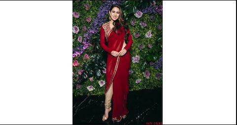 ਸਾਰਾ ਵੀ ਇਸ ਲੁੱਕ 'ਚ ਸਟਨਿੰਗ ਲਗ ਰਹੀ ਸੀ। 