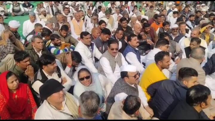 ਕਰਨਾਲ ਵਿੱਚ ਵੀ ਅੰਦੋਲਨ ਸ਼ਾਂਤਮਈ ਢੰਗ ਨਾਲ ਕਿਸਾਨ ਜਥੇਬੰਦੀਆਂ ਵੱਲੋਂ ਜਾਮ ਕੀਤਾ ਜਾਵੇਗਾ। ਫਿਲਹਾਲ ਇੱਕ ਵਾਰ ਫਿਰ ਹਰਿਆਣਾ ਦੇ ਕਈ ਜ਼ਿਲ੍ਹਿਆਂ ਵਿਚ ਕਿਸਾਨਾਂ ਦੇ ਧਰਨੇ ਵਿਚ ਲਾਮਬੰਦੀ ਸ਼ੁਰੂ ਹੋ ਗਈ ਹੈ ਅਤੇ ਰਾਜਨੀਤਿਕ ਪਾਰਟੀਆਂ ਵੀ ਕਿਸਾਨਾਂ ਪ੍ਰਤੀ ਹਮਦਰਦੀ ਜ਼ਾਹਰ ਕਰ ਰਹੀਆਂ ਹਨ।