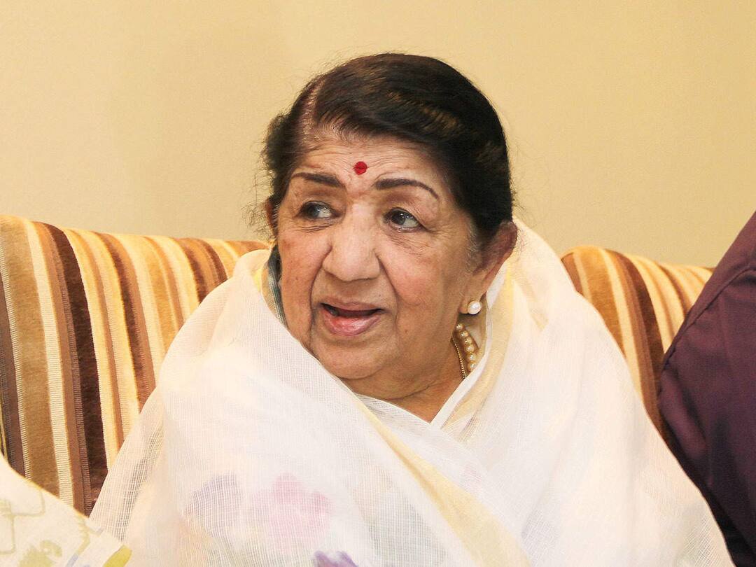 Lata Mangeshkar tweet in favor of Government on Farmers protest ਸੁਰਾਂ ਦੀ ਮਲਿਕਾ ਲਤਾ ਮੰਗੇਸ਼ਕਰ ਨੇ ਵੀ ਕਿਸਾਨ ਅੰਦੋਲਨ 'ਤੇ ਸਰਕਾਰ ਦਾ ਪੂਰਿਆ ਪੱਖ