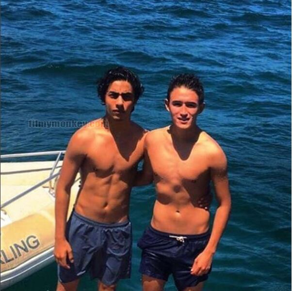 PIC & VIDEO! Aryan Khan flaunts SIX PACK ABS while boating in Thailand with friends