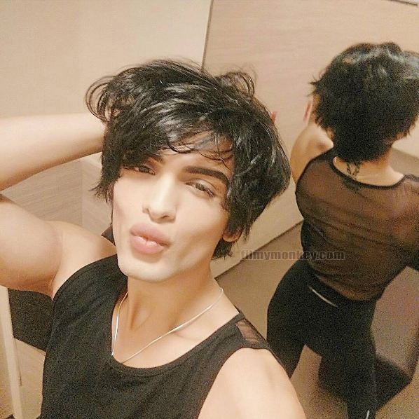 PICS & VIDEOS: From fake nails to laser hair removal.. SECRETS behind Ex 'Splitsvilla' contestant Gaurav Arora's TOTAL BODY TRANSFORMATION!