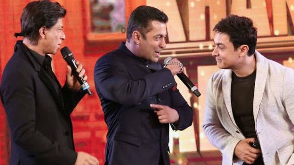 WATCH: On Friendship Day Salman Khan reveals list of his 'close friends' that includes Sanjay Dutt, SRK, Aamir & Katrina Kaif!