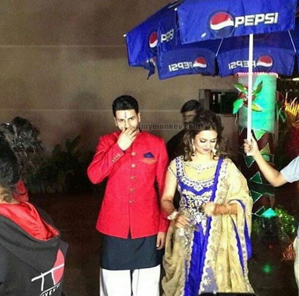 Divyanka Tripathi & Vivek Dahiya on their ‘Sangeet’; DIVEK look AWESOME together! SEE PICS!