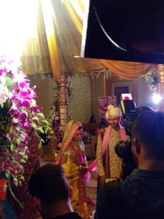 CHECK OUT: Divyanka-Vivek tie the knot; See INSIDE ‘SAAT PHERE’ of the lovely couple