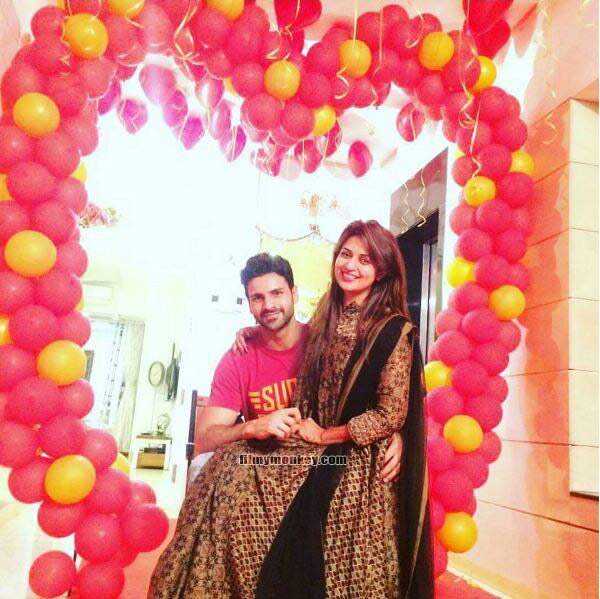 JUST MARRIED Divyanka Tripathi poses SITTING on Hubby Vivek’s LAP in their house in Mumbai; NEW PIC!