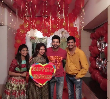 SEE PICS: Neighbours welcome Newlywed couple Divyanka Tripathi & Vivek Dahiya in the SWEETEST way!