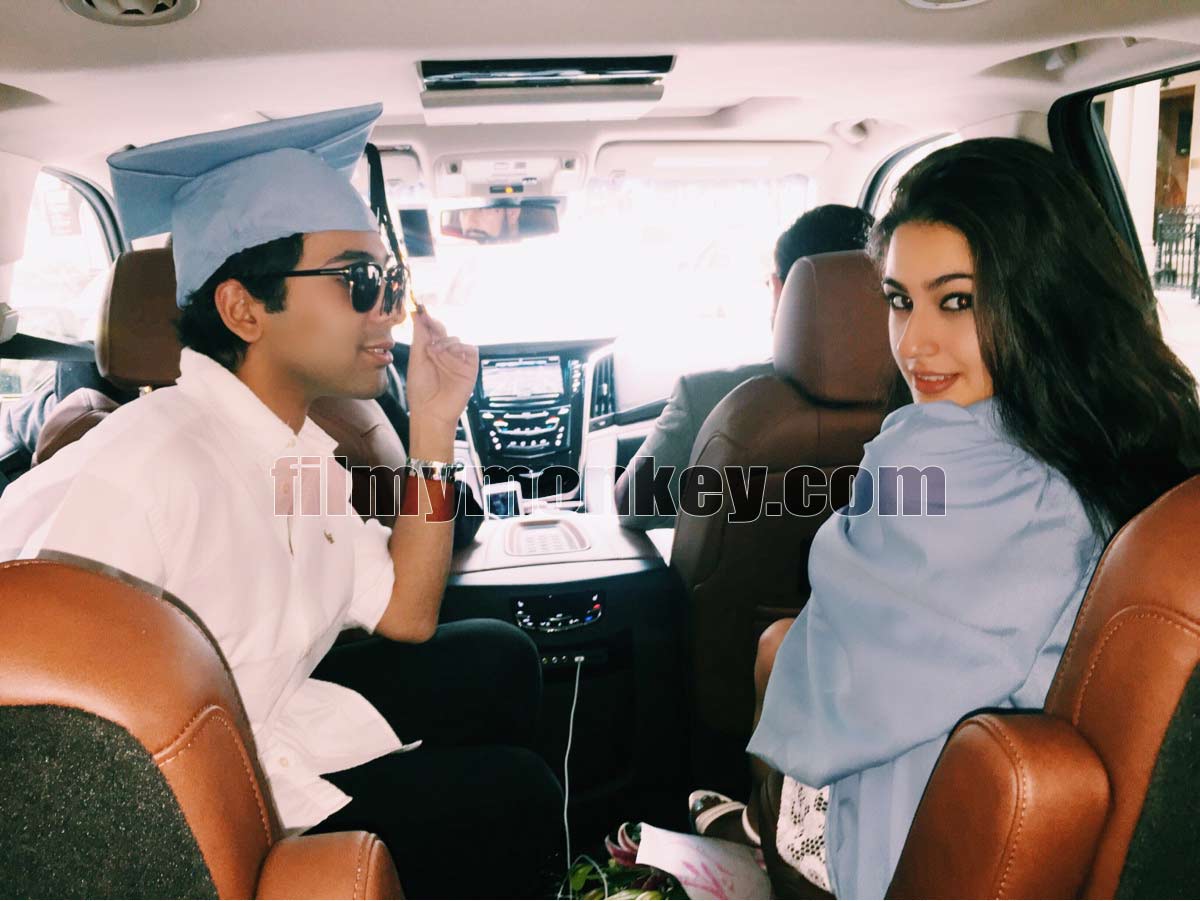 Sara Ali Khan getting COSY with BOYFRIEND Veer Pahariya, BROTHER Ibrahim Khan SPOTTED with them too; HOT & UNSEEN PICS!