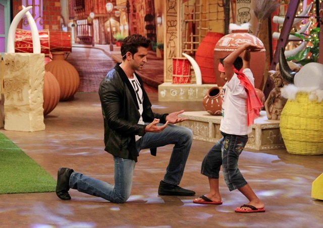 PHOTOS: 'Mohenjo Daro' stars Hrithik Roshan-Pooja Hegde on 'The Kapil Sharma Show' create a laughter riot!