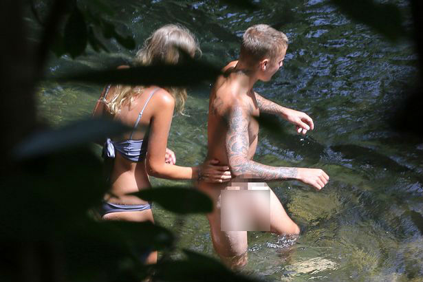 OMG! Justin Bieber gets NAKED with new girlfriend in Hawaii; PICS VIRAL on  internet!