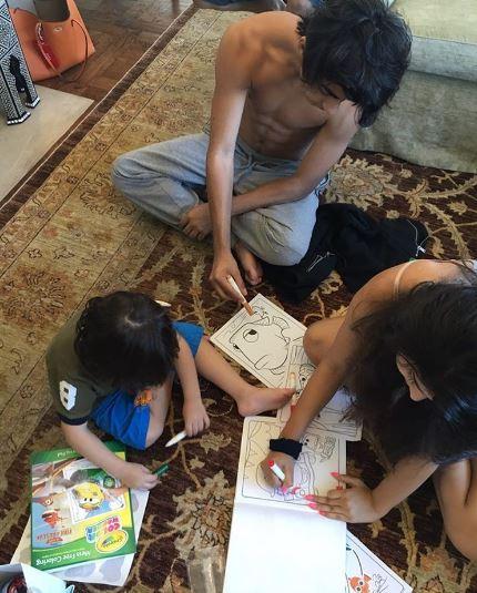 Abram Khan PAINTING with SHIRTLESS Aryan & sister Suhana is the CUTEST thing you will see today!