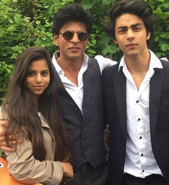 Shah Rukh Khan on college hunt for son Aryan and daughter Suhana!