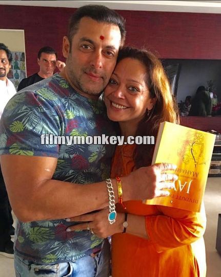 Salman Khan's Rakshabandhan celebration with sisters is just too cute! See PICS!