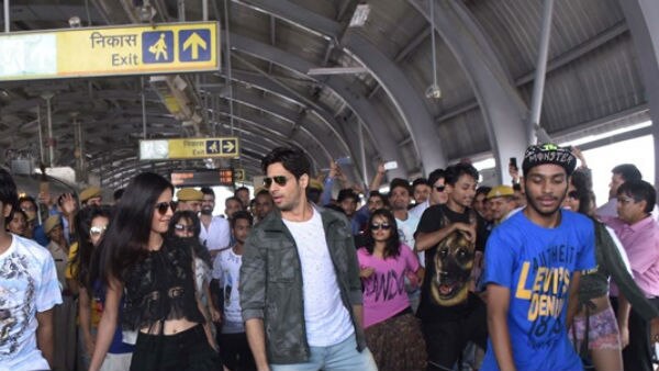 Baar Baar Dekho! Sidharth-Katrina lead 'Kala Chashma' FLASH MOB at a metro station in Jaipur! WATCH VIDEO