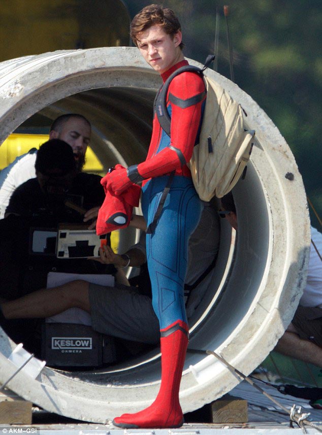 ‘Spider-Man: Homecoming’ actor rips his superhero suit on the sets; Find out Why?