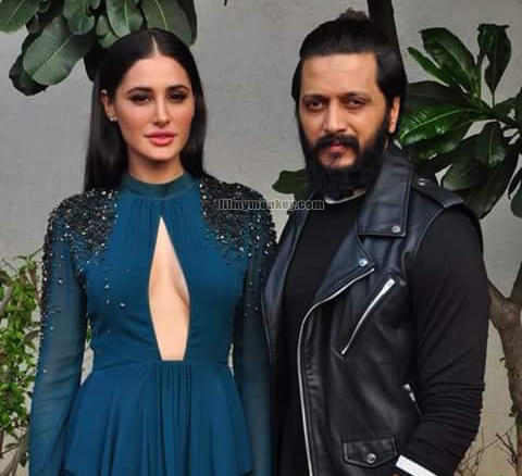 Nargis was asked to cover her CLEAVAGE!