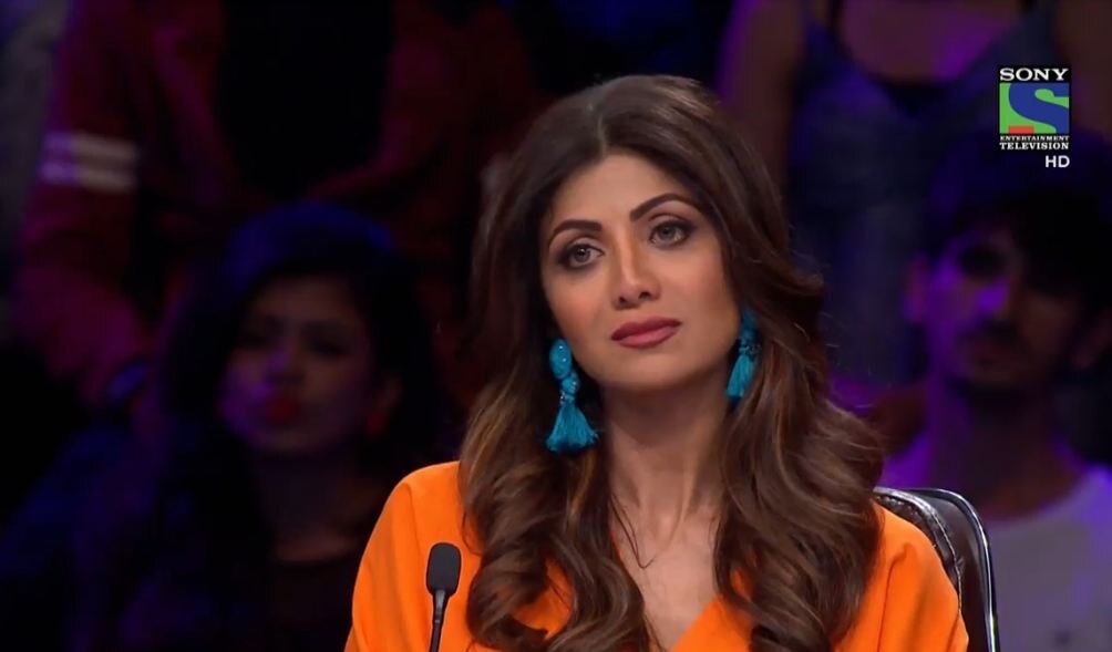 Shilpa Shetty CRIES & REVEALS an UNKNOWN Shocking FACT about her Birth!