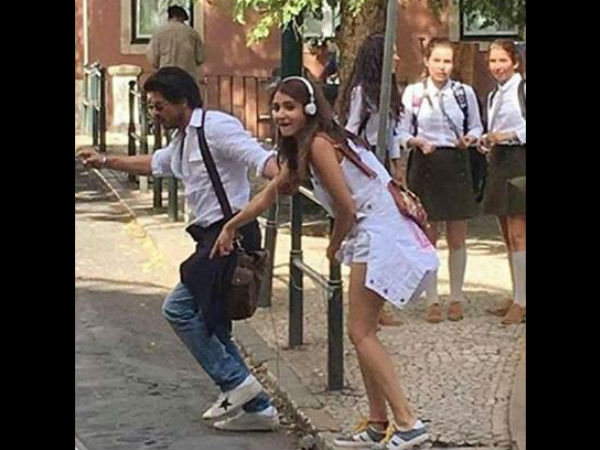 Shah Rukh Khan, Anushka Sharma finish a dance number shoot for 'The Ring