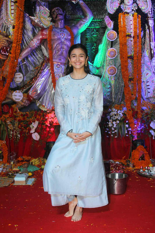 PHOTO GALLERY: Alia, Ranbir, Kajol, Sushmita, Bachchans & other Bollywood celebs celebrate Durga Puja