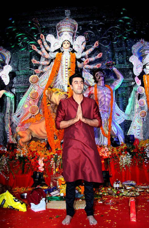 PHOTO GALLERY: Alia, Ranbir, Kajol, Sushmita, Bachchans & other Bollywood celebs celebrate Durga Puja