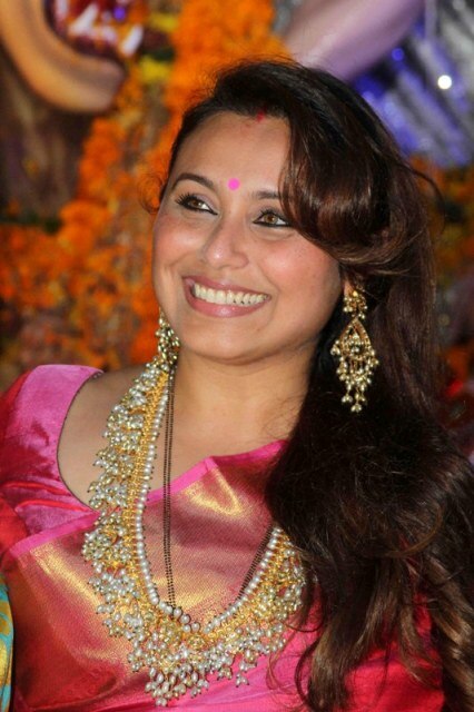 SEE PICS: Rani Mukerji's FIRST PUBLIC appearance post baby Adira's birth at Durga Puja pandal; Actress looked GORGEOUS in a PINK sari!