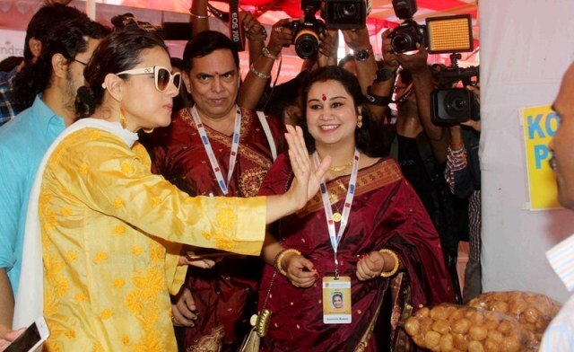 SEE PICS: Rani Mukerji's FIRST PUBLIC appearance post baby Adira's birth at Durga Puja pandal; Actress looked GORGEOUS in a PINK sari!