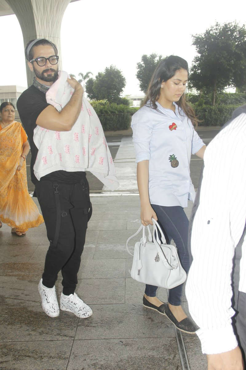 SEE PICS: Shahid Kapoor SPOTTED with NEWBORN baby Misha & wife Mira at the Airport!