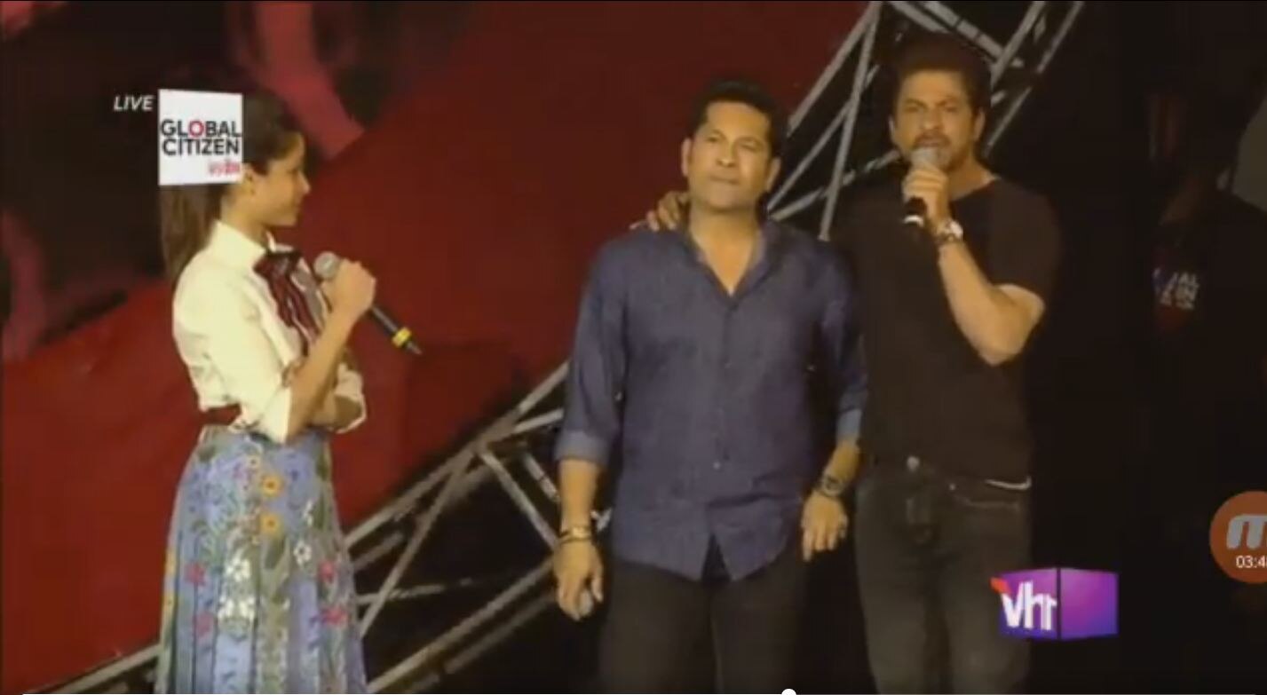 VIDEO: Sachin Tendulkar & SRK's sweet banters at Global Citizen India Event will leave you ROFL! WATCH!