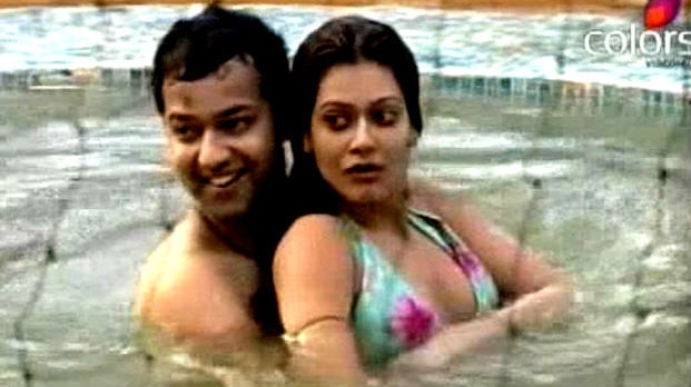 Monalisa Sexy Video - IN PICS: From Sunny Leone to Monalisa & Lopamudra Raut meet the BIKINI  BABES of Bigg Boss!