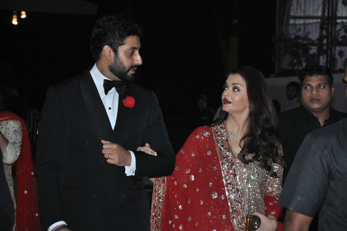 Abhishek rejects Aishwarya in his next, wants to work with younger actress!