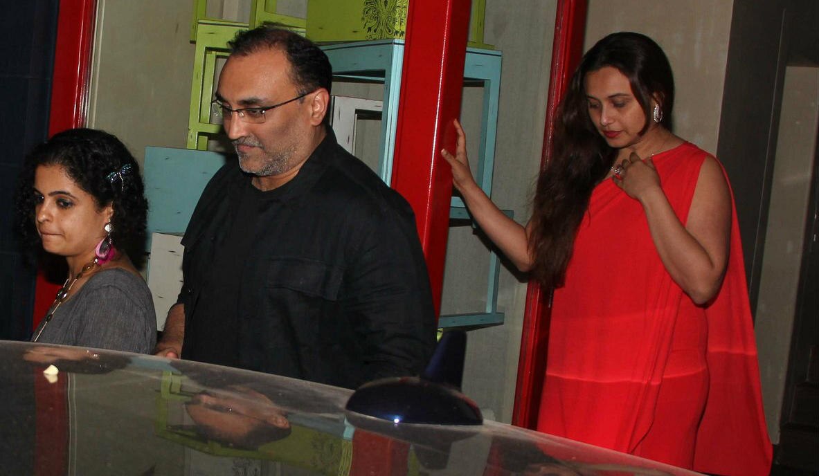 FIRST PIC: Aditya Chopra POSING with his & Rani Mukerji's daughter Adira is AWWDORABLE!