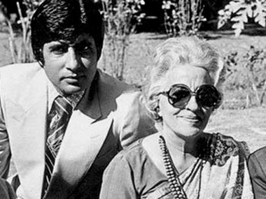 Megastar Amitabh Bachchan hopes for a film on late mother Teji Bachchan's life!