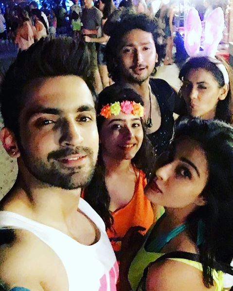 SEE PICS: 'Kumkum Bhagya' girls Pragya aka Sriti Jha & Tanu aka Leena Jumani turn BIKINI BABES in Thailand!