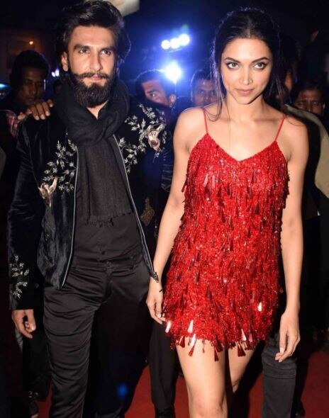 Ranveer Singh bonds with his girlfriend Deepika Padukone's father Prakash Padukone!