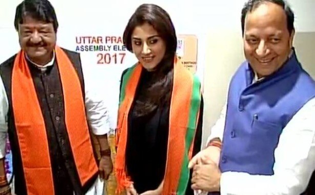 Bollywood Actress and Ex 'Bigg Boss' contestant Rimi Sen JOINS BJP!