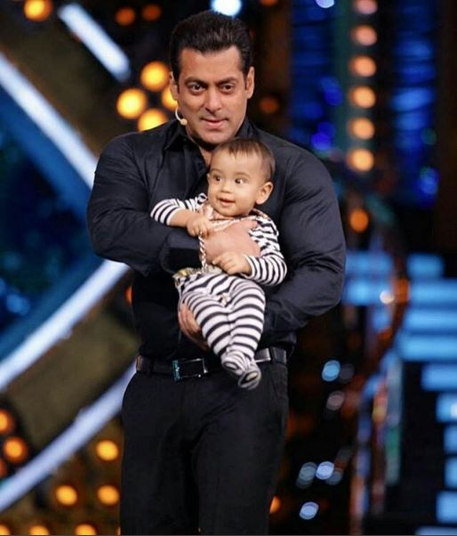 SEE PICS: Salman Khan’s nephew Ahil turns CUTEST host on Bigg Boss 10!