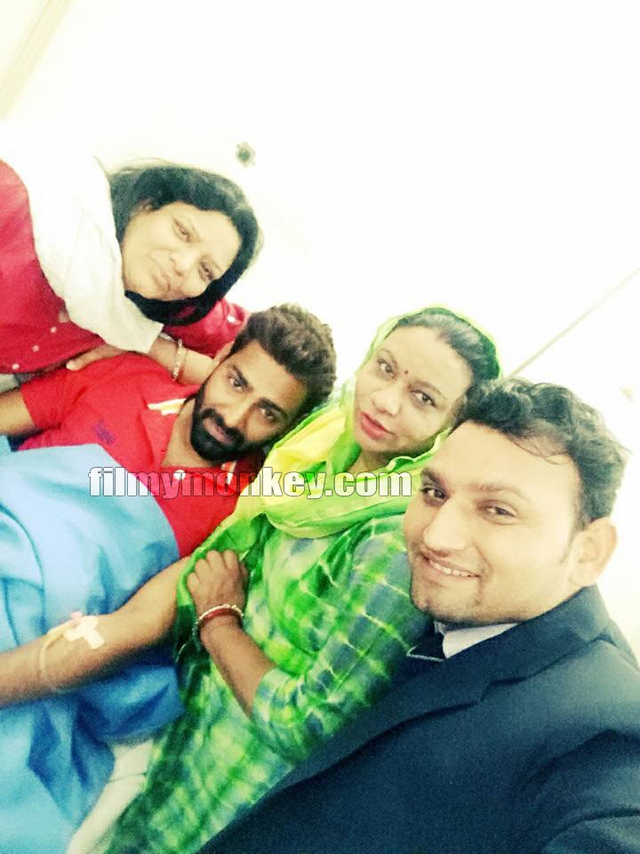Nitibha Kaul, Manu Punjabi PARTY in Delhi IGNORING Manveer in hospital! Fans SLAM the duo!