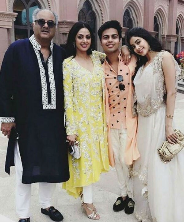 PIC ALERT! Sridevi, hubby Boney POSE with daughter Jhanvi Kapoor& her rumoured BOYFRIEND Akshat!