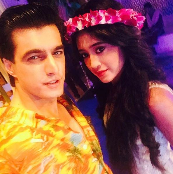 This THROWBACK VIDEO of Yeh Rishta Kya Kehlata Hai's Naira aka Shivangi Joshi DANCING as a little girl on stage proves that she was born to be a STAR!