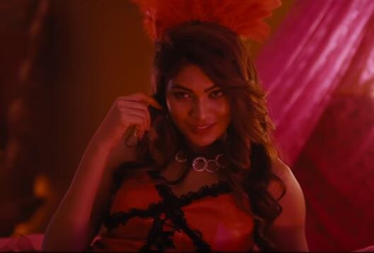 Crazy Ya' Song: 'Bigg Boss 10' hottie Lopamudra Raut SIZZLES in Jazzy B's latest music video!