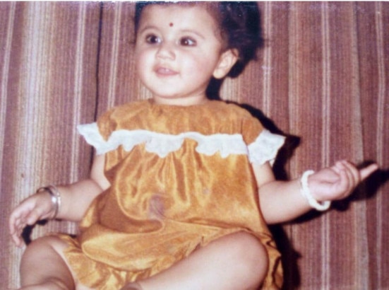 Powerhouse actress Taapsee Pannu's super adorable rare childhood pic is the CUTEST this you'll see today!