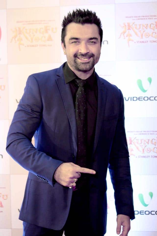 WATCH: EX 'Bigg Boss' FINALIST & actor Ajaz Khan TARGETS PM Modi & UP CM Yogi in an explosive video!