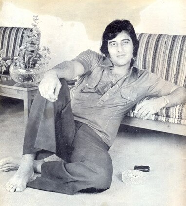 RIP Vinod Khanna! Here are 10 RARE & UNKNOWN FACTS about the Indian film icon!